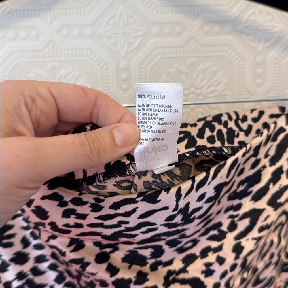 Anko Slim Satin Midi Skirt - Leopard - Picture 5 of 5